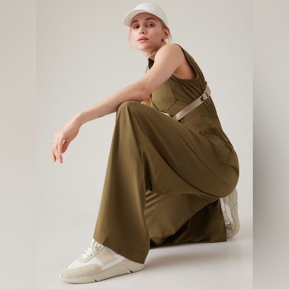 Athleta Brooklyn Heights Wide Leg Jumpsuit in Acacia Olive Size 16 Tall